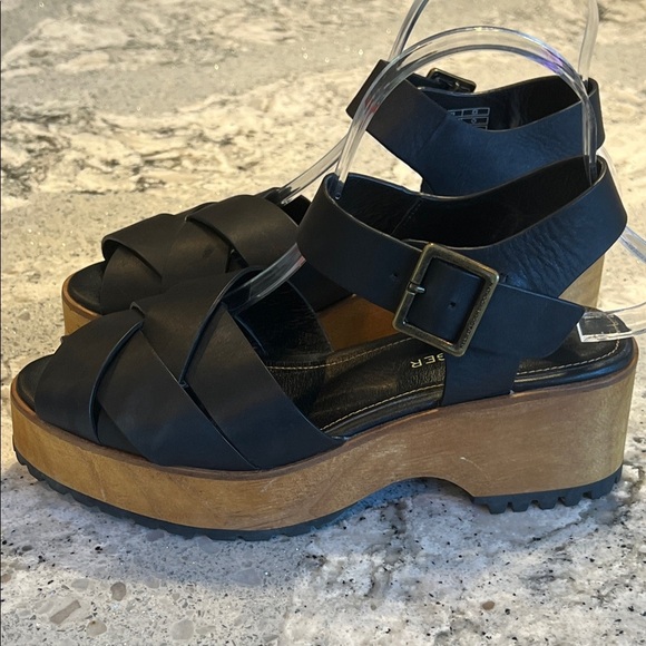 Kelsi Dagger Kelsi Dagger Brooklyn Webster Black Sandals Size 7 - Picture 4 of 9